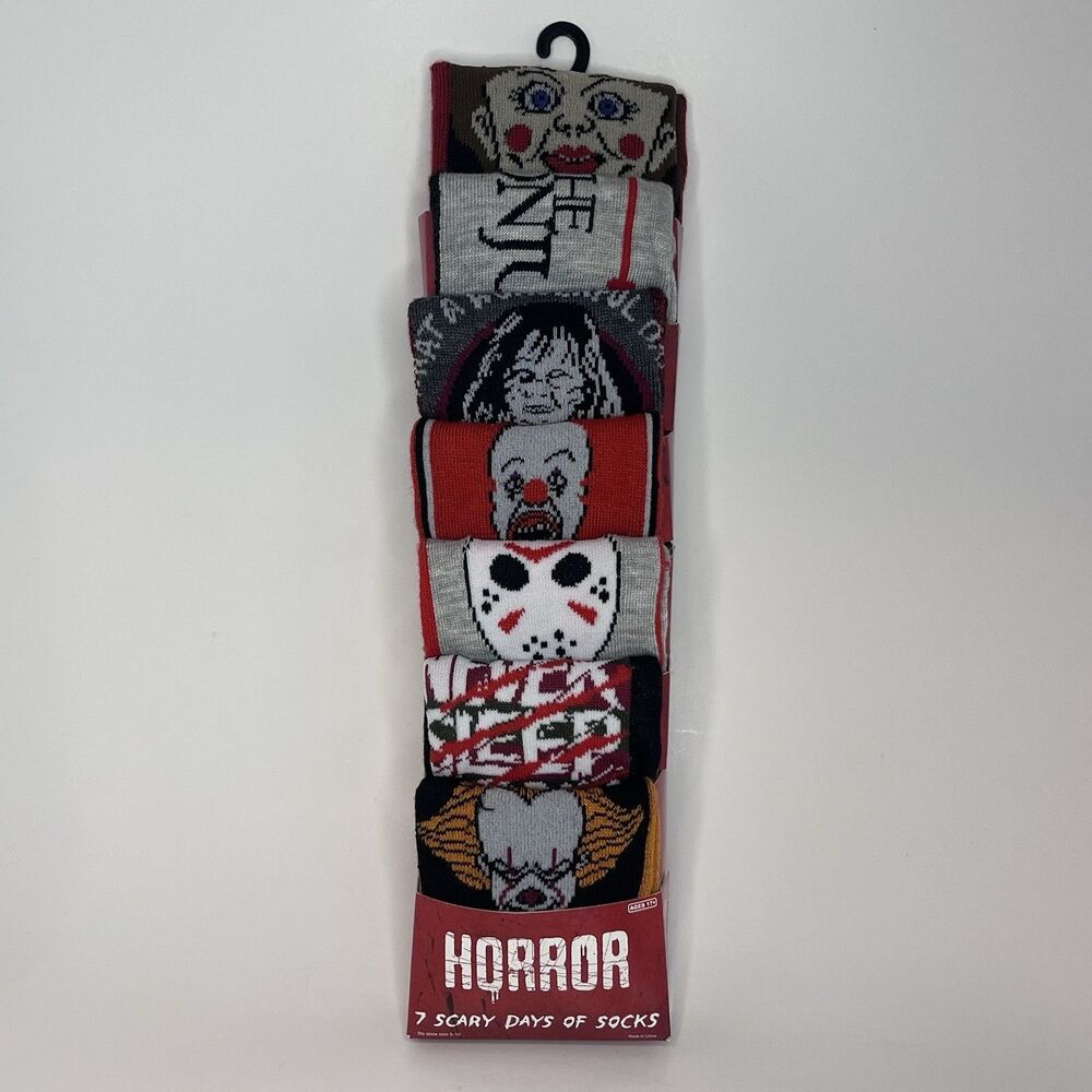 Horror 7 Scary Days of Socks || The Conjuring, A Nightmare On Elm Street ….